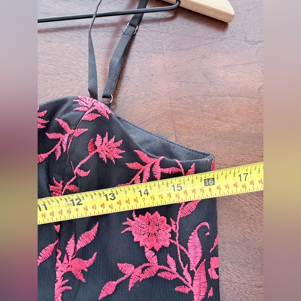 Dress The Population Cantrelle Dress asymmetrical floral embroidered M - Picture 7 of 8